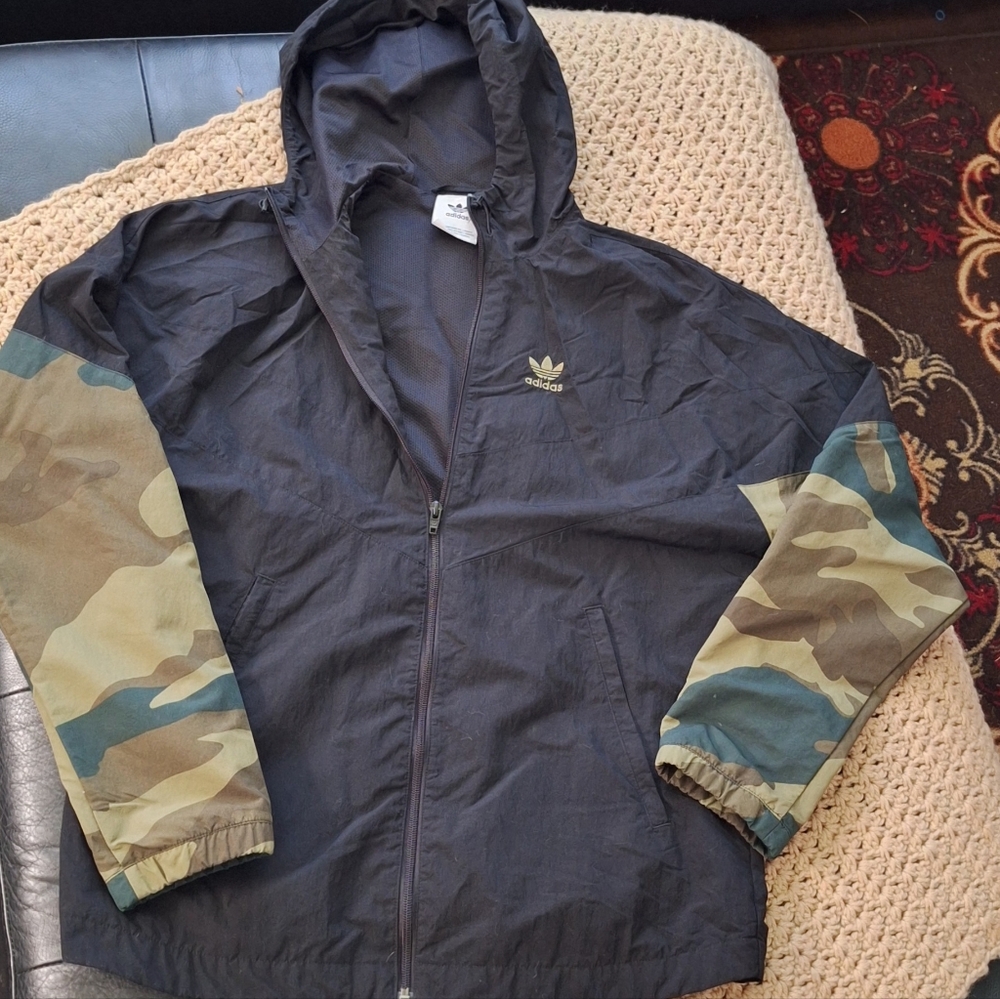 adidas Originals Men's Camo Windbreaker